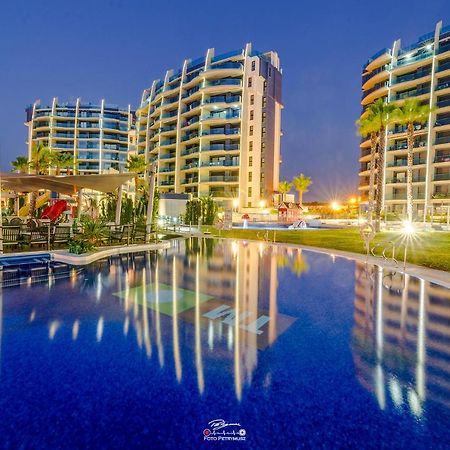 Torrevieja - Punta Prima Sea Senses Apartment Bagian luar foto